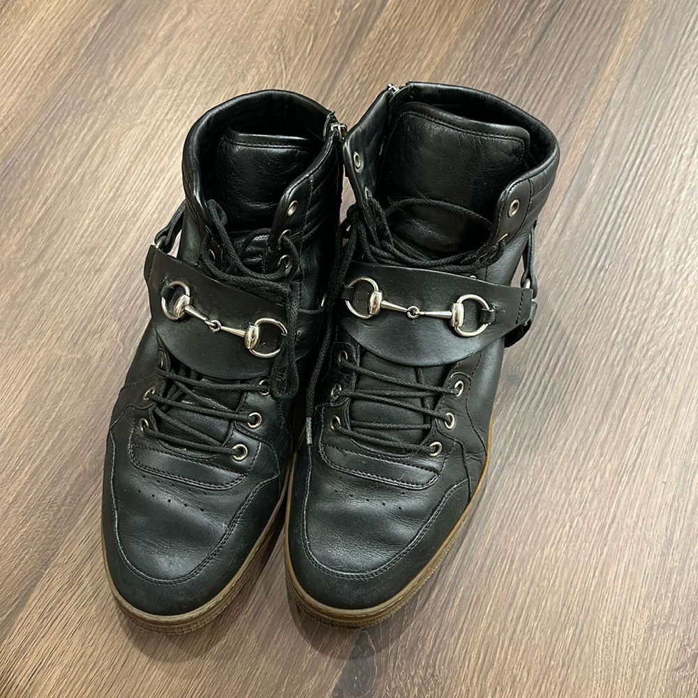 Gucci high sneakers
